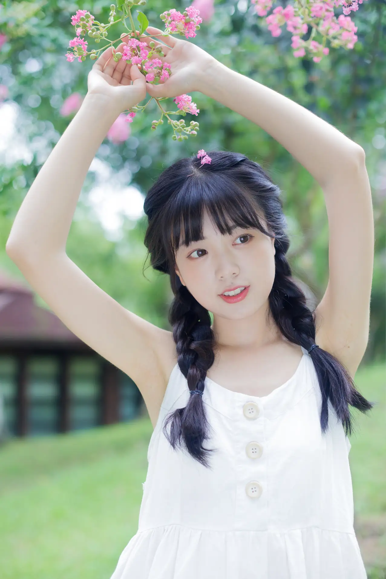 [YITUYU] 2022.08.15 Vol.1708 – Mountains and plains Cute bubbles#[28P]-4